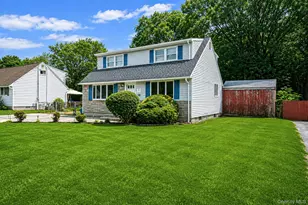 146 Dawn Dr, Centereach, NY 11720 - Photo 31
