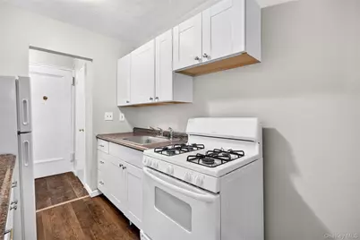 205 West Post Road #1N, White Plains, NY 10606 - Photo 13