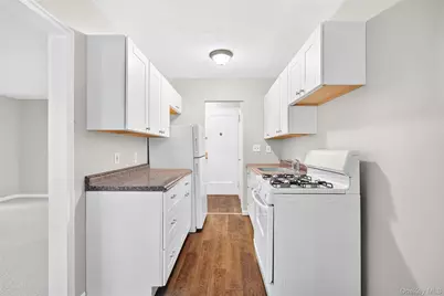 205 West Post Road #1N, White Plains, NY 10606 - Photo 17