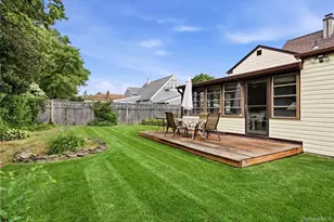 1440 Lincoln Blvd, Bay Shore, NY 11706 - Photo 33