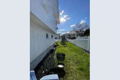 341 Green Court, Oceanside, NY 11572 - Photo 25