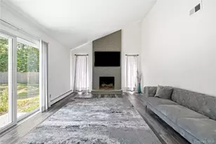 43 Margin Dr W, Shirley, NY 11967 - Photo 25