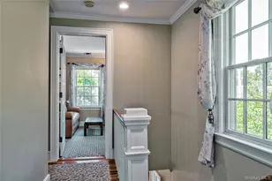 14 Buckingham Pl, Manhasset, NY 11030 - Photo 33