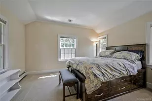14 Buckingham Pl, Manhasset, NY 11030 - Photo 35