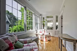 14 Buckingham Pl, Manhasset, NY 11030 - Photo 13