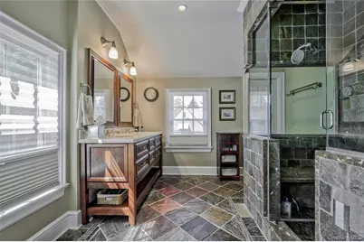 14 Buckingham Place, Manhasset, NY 11030 - Photo 29