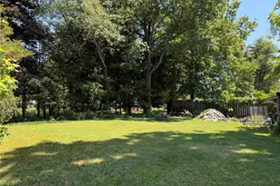 16 Cottage St, Wallkill, NY 12589 - Photo 19