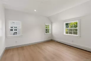 168 Longview Ave, White Plains, NY 10605 - Photo 17
