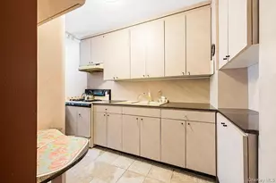 2925 W 5th St, Brooklyn, NY 11224 - Photo 7