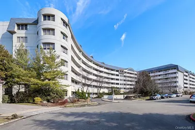 100 Harborview Drive #301, Port Washington, NY 11050 - Photo 41