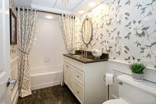100 Harbor View Dr, Port Washington, NY 11050 - Photo 21