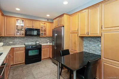 100 Harborview Drive #301, Port Washington, NY 11050 - Photo 7