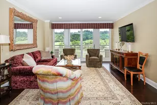 100 Harbor View Dr, Port Washington, NY 11050 - Photo 13