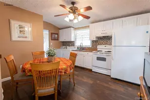 9 College Hills Dr, Farmingville, NY 11738 - Photo 5
