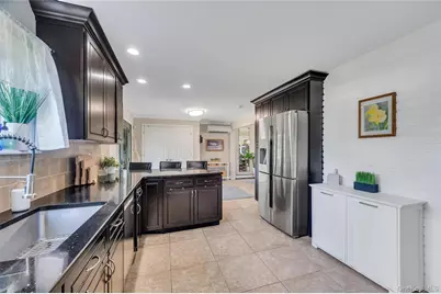 266 Duckpond Drive S, Wantagh, NY 11793 - Photo 9