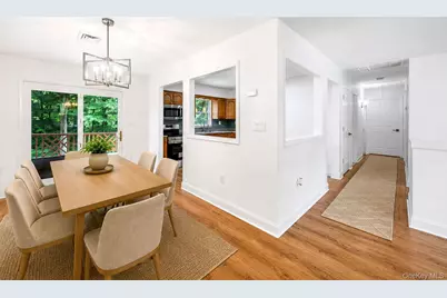 94 Crestwood Boulevard, Poughkeepsie, NY 12603 - Photo 19