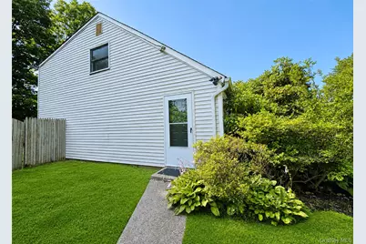 30 Hackberry Lane, Holbrook, NY 11741 - Photo 27