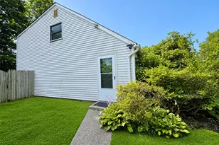 30 Hackberry Ln, Holbrook, NY 11741 - Photo 27