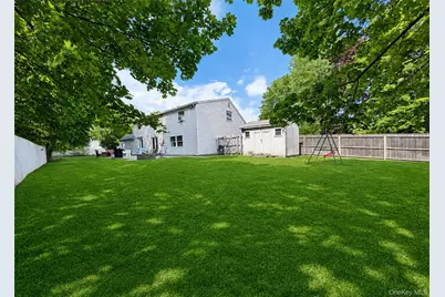 30 Hackberry Lane, Holbrook, NY 11741 - Photo 3