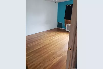 14527 158th Street, Jamaica, NY 11434 - Photo 7