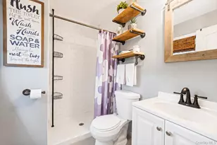 30 Sayville Rd, Sound Beach, NY 11789 - Photo 29