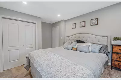 30 Sayville Road, Sound Beach, NY 11789 - Photo 25