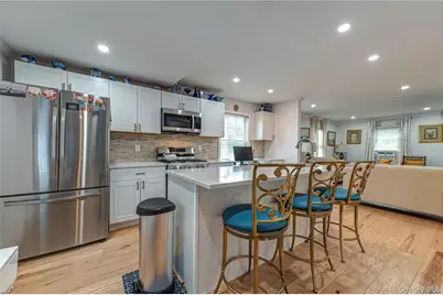 309 Laurel Road, Northport, NY 11768 - Photo 7