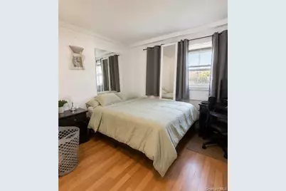 224 New Hyde Park Road, Franklin Square, NY 11010 - Photo 17