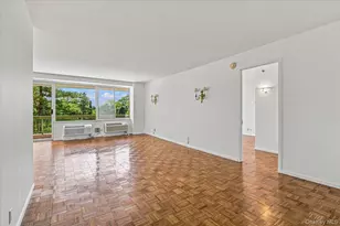 100 Hilton Ave, Garden City, NY 11530 - Photo 3