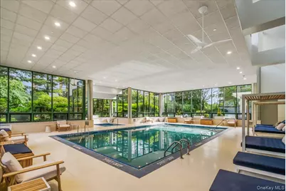 100 Hilton Avenue #417, Garden City, NY 11530 - Photo 27
