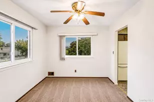 192 Hancock St, Brentwood, NY 11717 - Photo 15