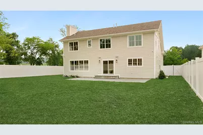 738 Motts Cove Road N, Glen Head, NY 11545 - Photo 25