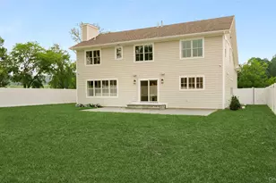 738 Motts Cove Rd N, Glen Head, NY 11545 - Photo 25