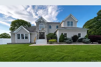 3 Dixon Street, Yaphank, NY 11980 - Photo 3