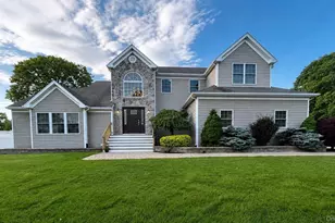 3 Dixon St, Yaphank, NY 11980 - Photo 3