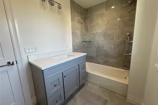 9 1st St, Glenwood Landing, NY 11547 - Photo 15