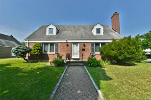 184-18 69th Ave, Fresh Meadows, NY 11365 - Photo 1