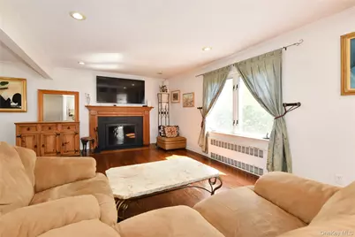 18418 69th Avenue, Fresh Meadows, NY 11365 - Photo 7