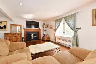 184-18 69th Ave, Fresh Meadows, NY 11365 - Photo 7