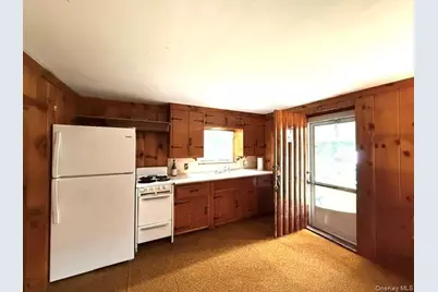 179 W Mohican Trail, Glen Spey, NY 12737 - Photo 7