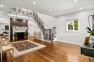 143 Baker Hill Rd, Great Neck, NY 11023 - Photo 5
