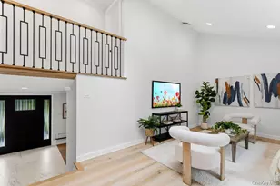 12 E Park Dr, Old Bethpage, NY 11804 - Photo 11