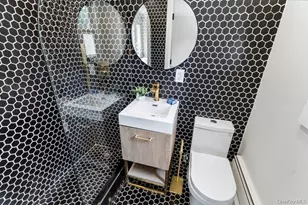 12 E Park Dr, Old Bethpage, NY 11804 - Photo 35