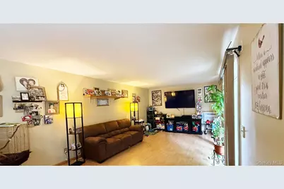 4 John Vincent Court, Centereach, NY 11720 - Photo 9