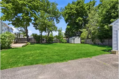 49 Bacon Lane, Babylon, NY 11702 - Photo 23