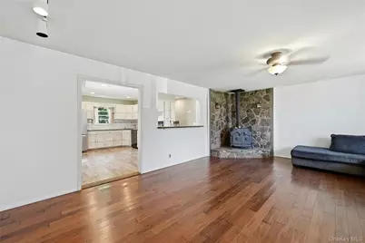 49 Bacon Lane, Babylon, NY 11702 - Photo 7