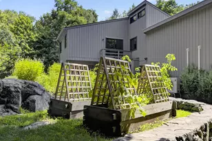 230 E Middle Patent Rd, Bedford, NY 10506 - Photo 45