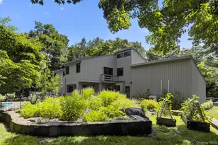 230 E Middle Patent Rd, Bedford, NY 10506 - Photo 43