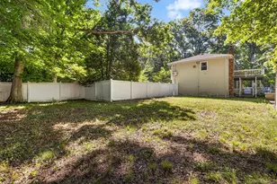 16 Obermueller Dr, Melville, NY 11747 - Photo 3
