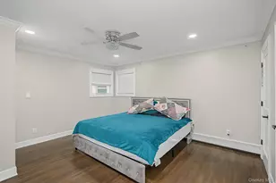 46 Oakland Ave, Central Islip, NY 11722 - Photo 19